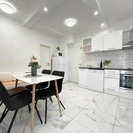 Roma Apartment