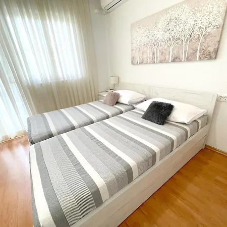 Roma Apartament *