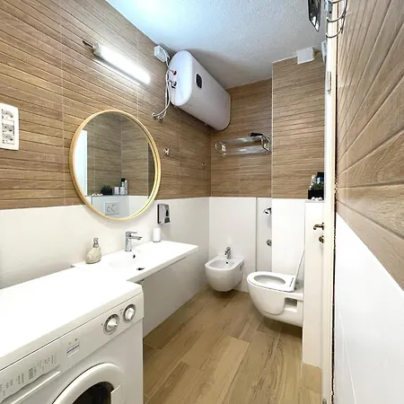Roma Apartment *