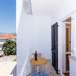 Roma Apartman *